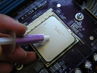 CPUにシリコングリスを塗る