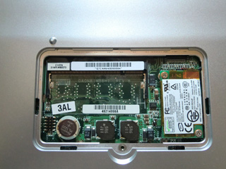 メモリスロットとBIOS保護電池