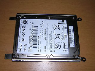 取り外した2.5インチHDD