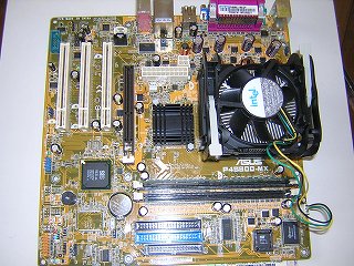 ASUSのマザーボード