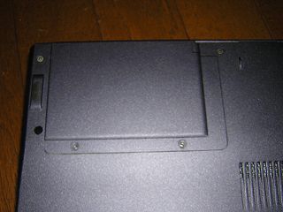 ノートPC内蔵HDDのカバー