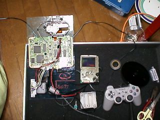 PS oneのマザーボードとコネクタ
